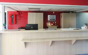 Econo Lodge Paducah West I-24